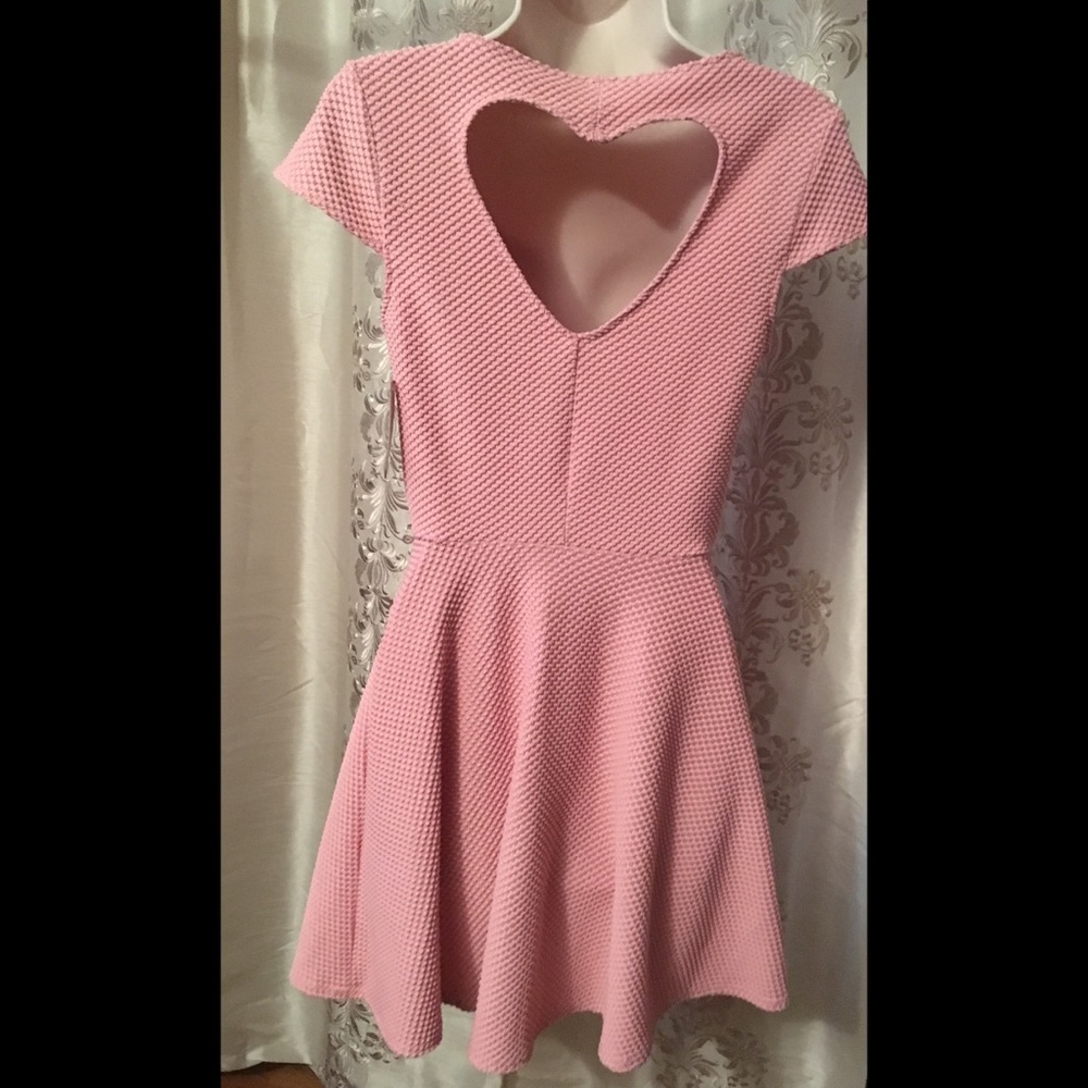 Sweet heart cutout Pink cotton spandex skaterdress